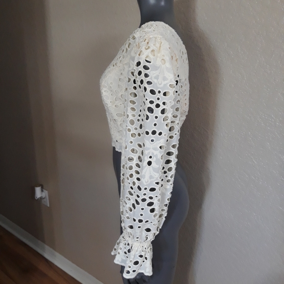 Express Limited Edition Eyelet Top - Picture 7 of 10